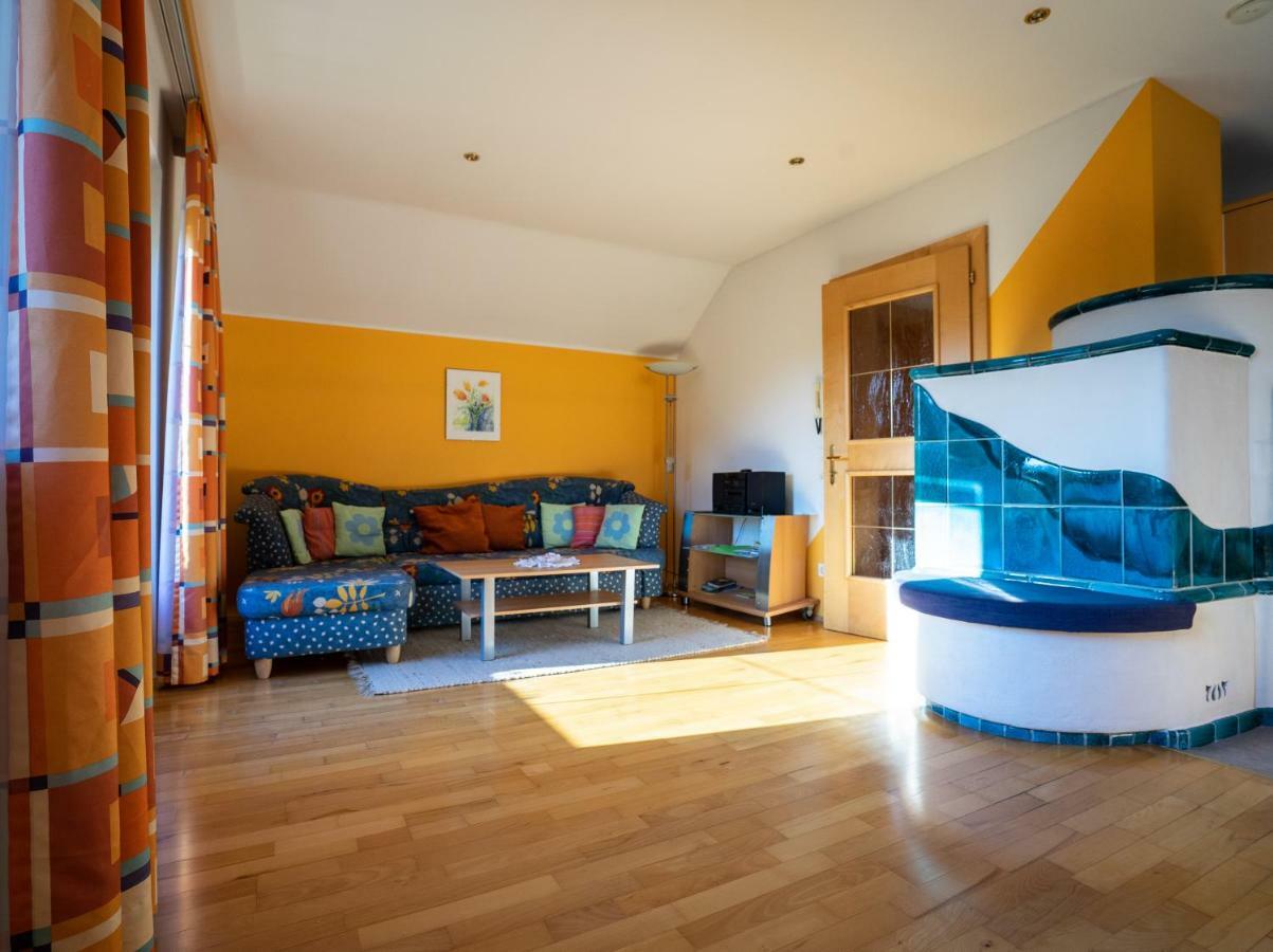Ferienwohnung Waschnig Грайфенбург Екстериор снимка